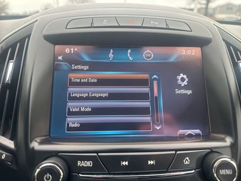 Used 2015 Buick Regal Premium w/ Experience Buick Package image 22