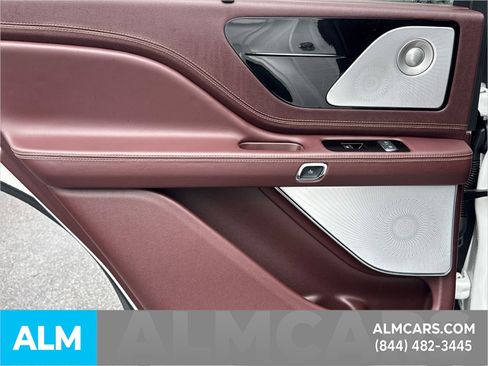 Used 2023 Lincoln Aviator Black Label w/ Class IV Trailer Tow Package image 26