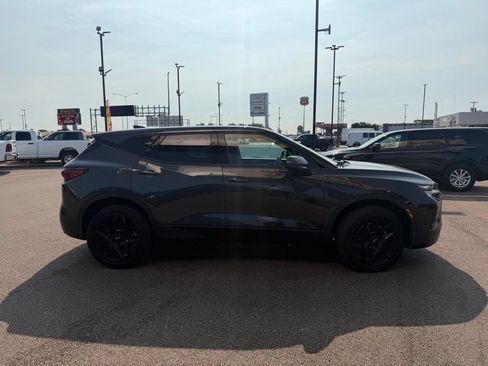Used 2022 Chevrolet Blazer LT w/ LPO, Black Accent Package FWD image 7
