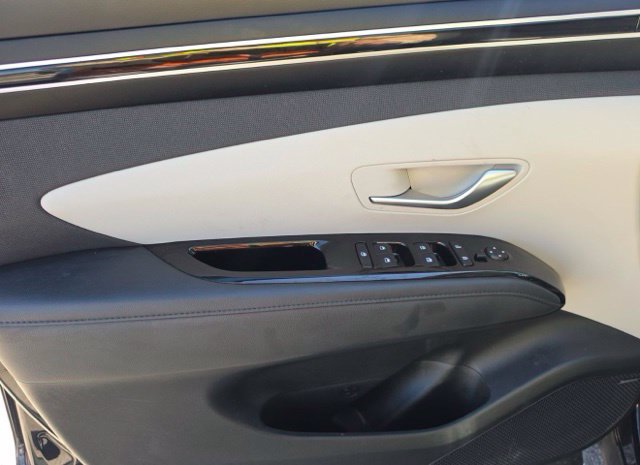 Certified 2024 Hyundai Tucson Limited FWD image 15