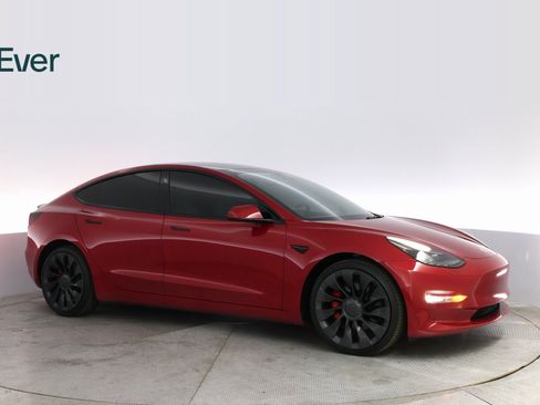 Used 2022 Tesla Model 3 Performance image 5