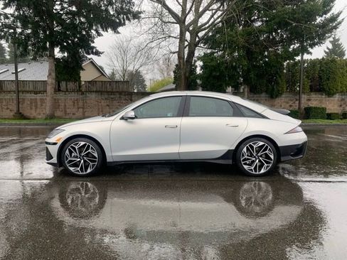 Certified 2024 Hyundai Ioniq 6 SEL image 2