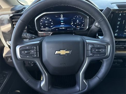 Certified 2025 Chevrolet Silverado 1500 LT image 13