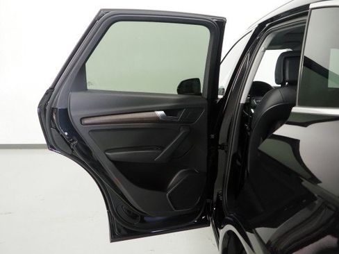 Used 2023 Audi Q5 2.0T Premium w/ Convenience Package AWD/4WD image 48