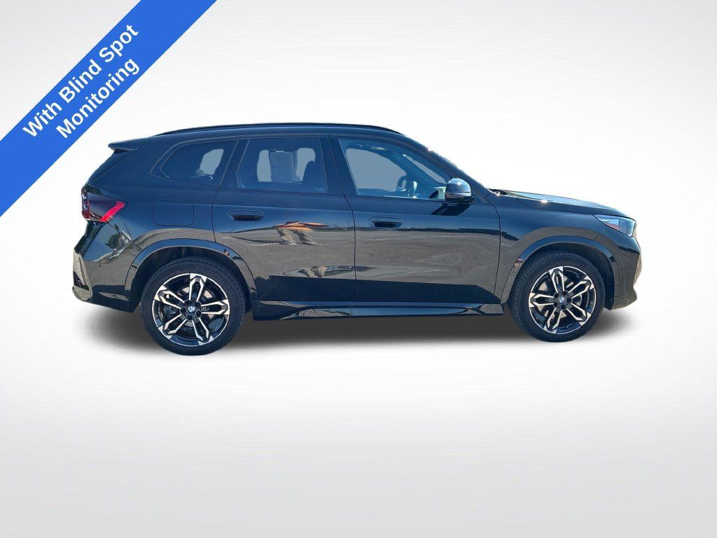 Used 2025 BMW X1 xDrive28i w/ M Sport Package AWD/4WD image 2