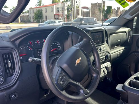 Used 2024 Chevrolet Silverado 2500 Custom w/ Custom Value Package AWD/4WD image 13