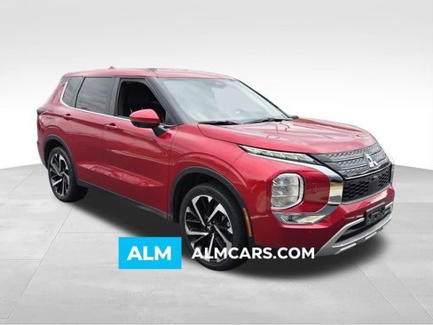 Used 2024 Mitsubishi Outlander SE AWD/4WD image 1
