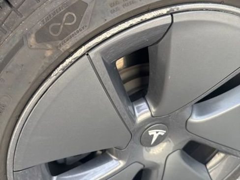 Used 2022 Tesla Model 3 Long Range image 10