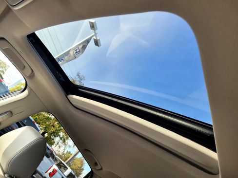 Used 2024 Honda CR-V EX-L image 32