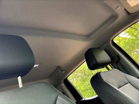 Used 2021 GMC Sierra 1500 SLT image 14