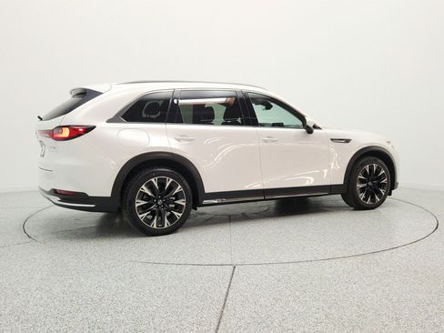 Used 2024 MAZDA CX-90 Plug-In Hybrid w/ Premium Pkg AWD/4WD image 5