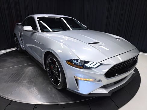 Used 2019 Ford Mustang GT Premium w/ Equipment Group 401A RWD image 43