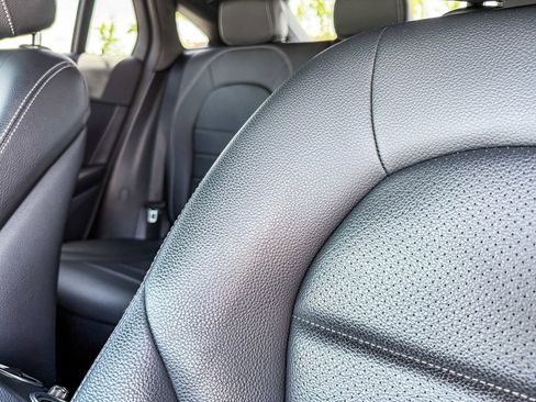 Used 2019 Mercedes-Benz GLC 300 4MATIC Coupe image 23