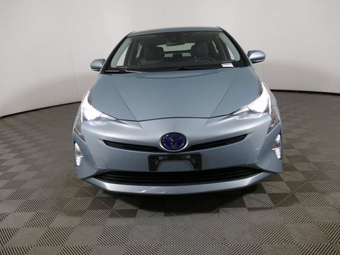 Used 2016 Toyota Prius Three Touring FWD image 8
