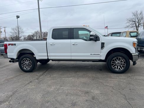 Used 2017 Ford F350 Lariat w/ Lariat Ultimate Package image 3