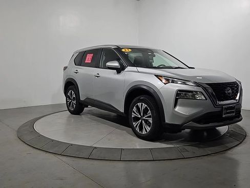 Used 2023 Nissan Rogue SV FWD image 8