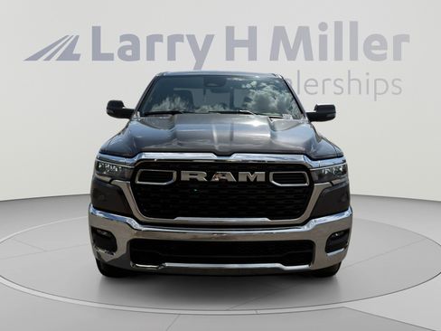 Used 2025 RAM 1500 Big Horn AWD/4WD image 8
