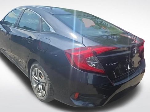 Used 2018 Honda Civic LX image 4