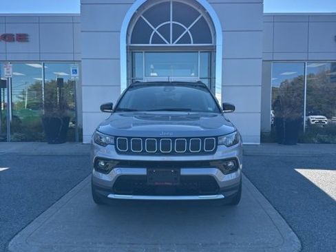 Certified 2022 Jeep Compass Limited w/ Sun and Sound Group image 2