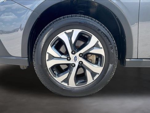 Used 2021 Subaru Outback Limited AWD/4WD image 31