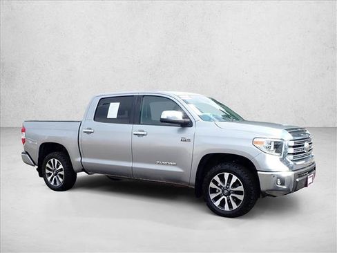 Used 2021 Toyota Tundra Limited w/ Limited Premium Package AWD/4WD image 6