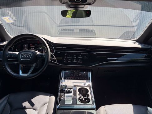Used 2022 Audi Q8 Premium Plus AWD/4WD image 28