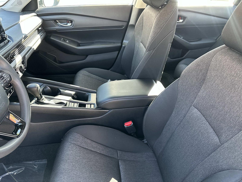 Certified 2023 Honda Accord EX image 15