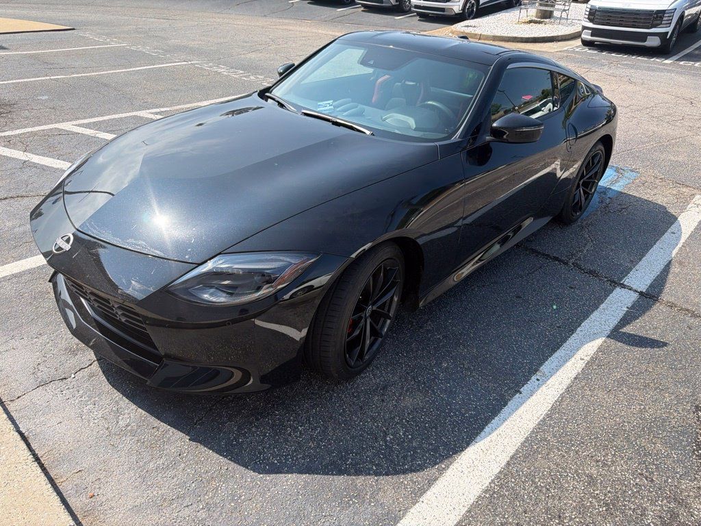 Used 2025 Nissan Z Performance w/ Floor Mat Package RWD image 2