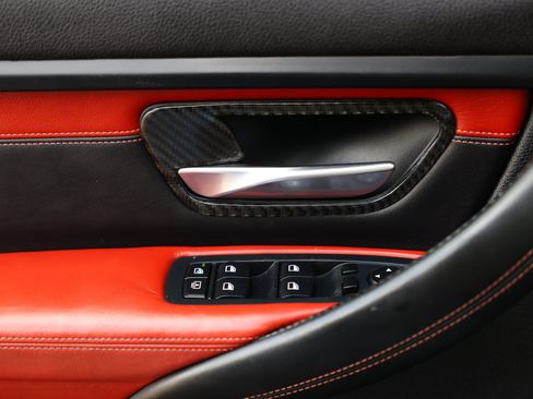 Used 2015 BMW M3 RWD image 51