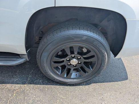 Used 2019 Chevrolet Tahoe LT AWD/4WD image 23