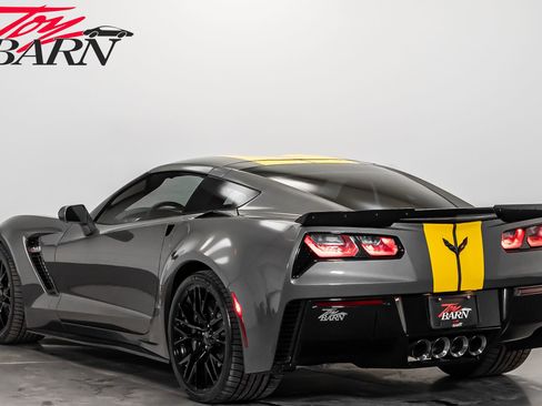 Used 2016 Chevrolet Corvette Z06 w/ 3LZ Preferred Equipment Group image 11