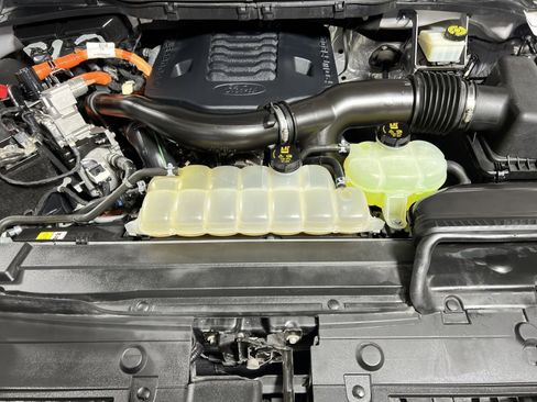 Used 2022 Ford F150 Platinum w/ Equipment Group 701A High image 27