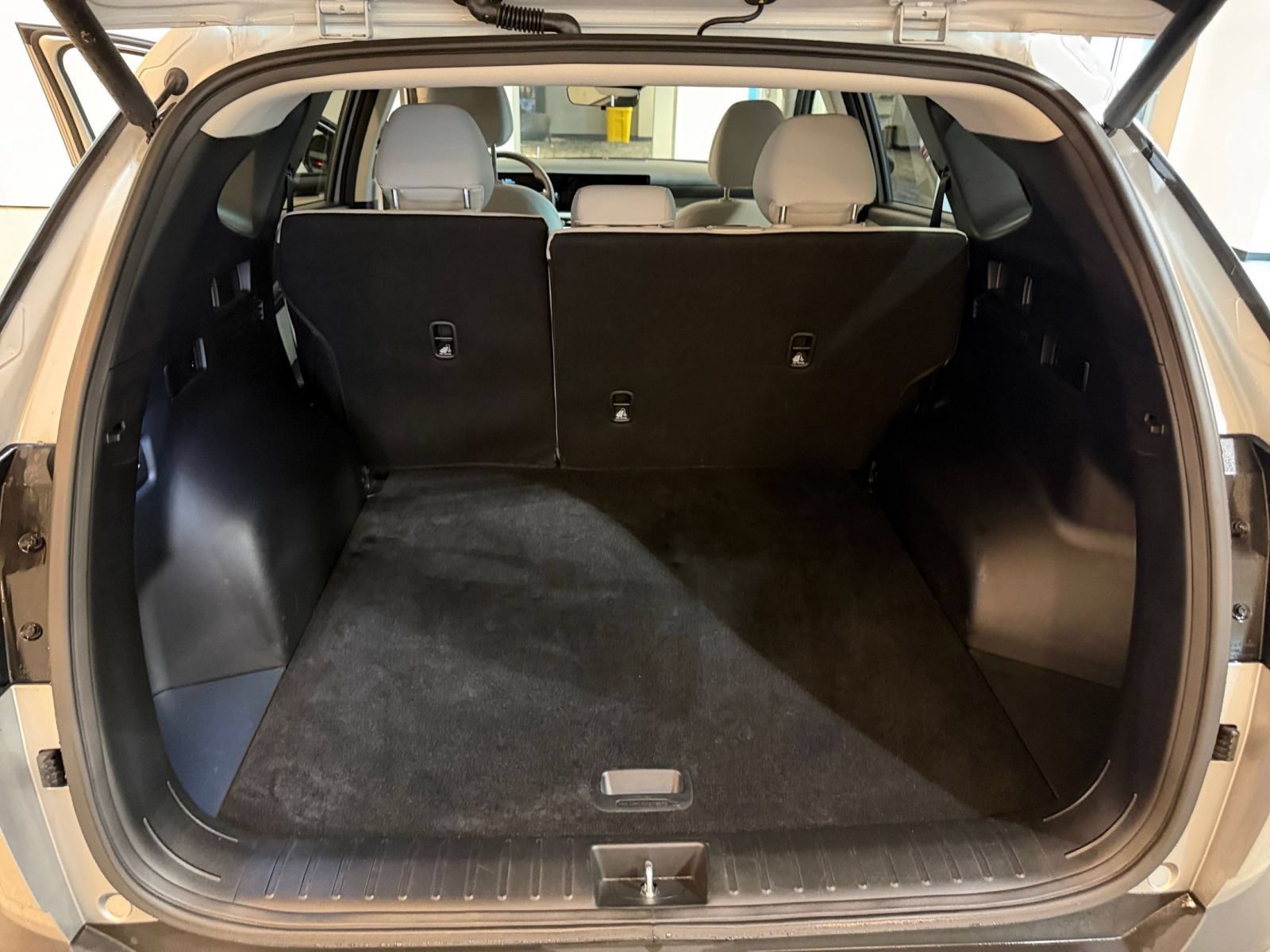 Used 2025 Hyundai Tucson SEL AWD/4WD image 31