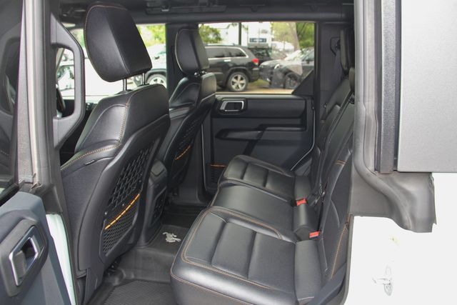 Used 2024 Ford Bronco Badlands AWD/4WD image 35