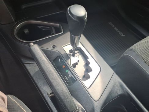 Used 2018 Toyota RAV4 XLE AWD/4WD image 24
