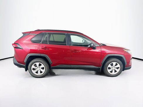 Used 2020 Toyota RAV4 LE FWD image 10