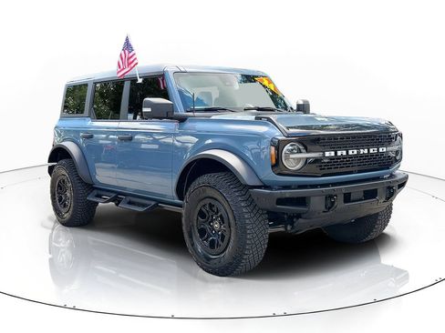 Certified 2024 Ford Bronco Wildtrak AWD/4WD image 2