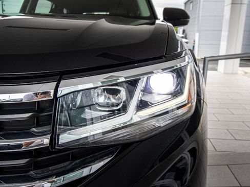 Certified 2023 Volkswagen Atlas SE FWD image 6