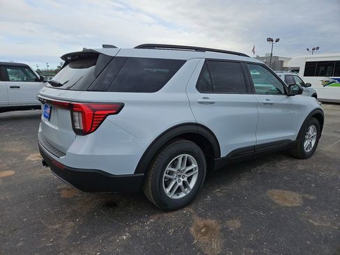 New 2026 Ford Explorer Active w/ Active Comfort Package image 13