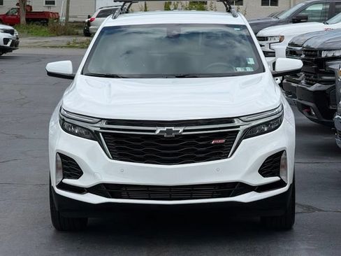 Used 2023 Chevrolet Equinox RS AWD/4WD image 2
