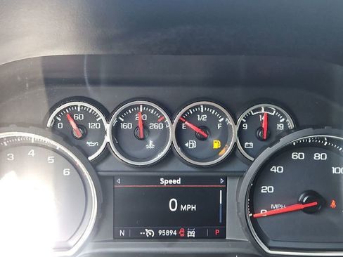 Used 2021 Chevrolet Tahoe LT w/ LT Signature Package image 13