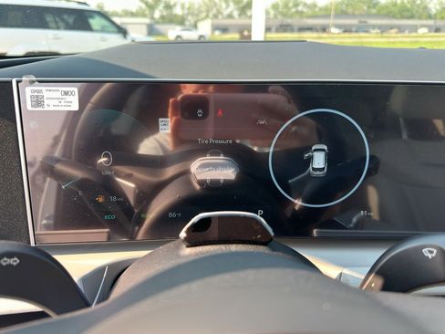 New 2026 Hyundai Tucson Limited AWD/4WD image 18