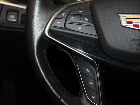 Certified 2023 Cadillac XT5 Premium Luxury w/ LPO, Floor Liner Package AWD/4WD image 23
