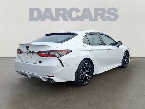 Used 2022 Toyota Camry SE AWD/4WD image 6