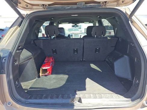 Used 2018 Chevrolet Equinox LT FWD image 12