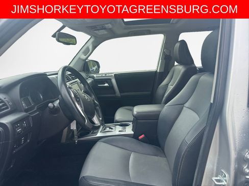 Used 2019 Toyota 4Runner SR5 Premium AWD/4WD image 12