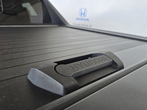 Used 2023 Hyundai Santa Cruz SEL image 34