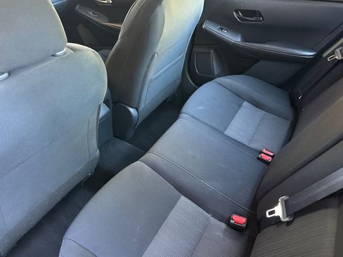 Used 2024 Nissan Sentra SV FWD image 12