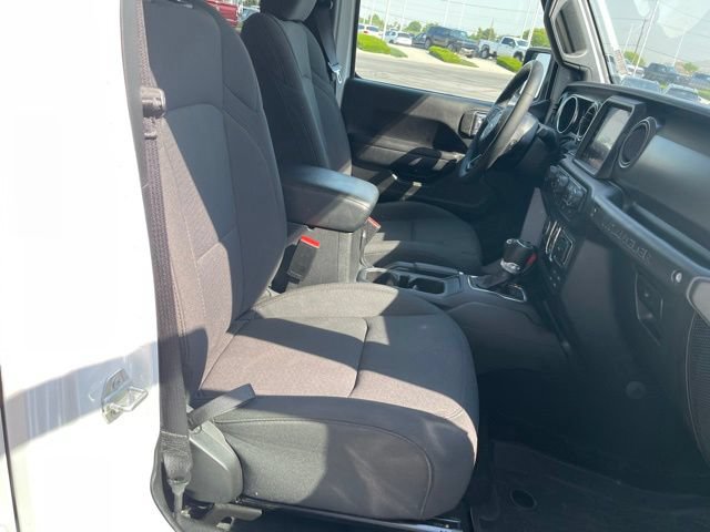 Used 2023 Jeep Wrangler Unlimited w/ Cold Weather Group AWD/4WD image 18
