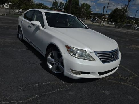 Used 2012 Lexus LS 460 w/ Comfort Pkg RWD image 1